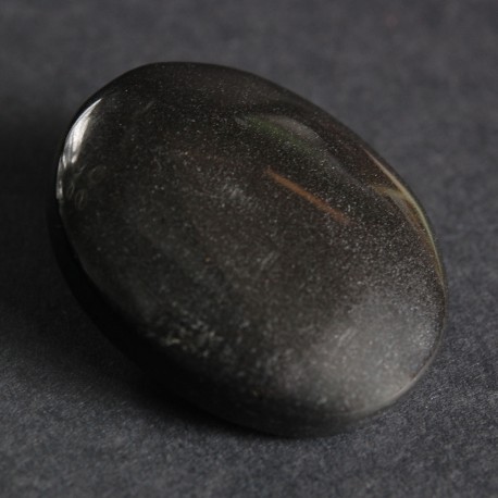 Obsidiaan zwart duimsteen