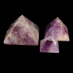 Amethist pyramide