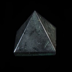 Toermalijn zwart pyramide
